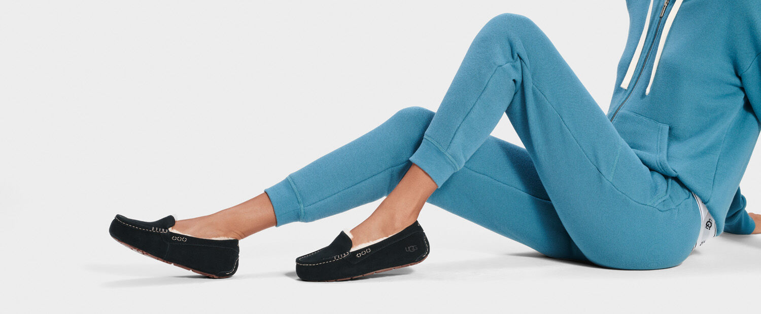 アンスレー 1106878｜モカシン・ローファー｜UGG 