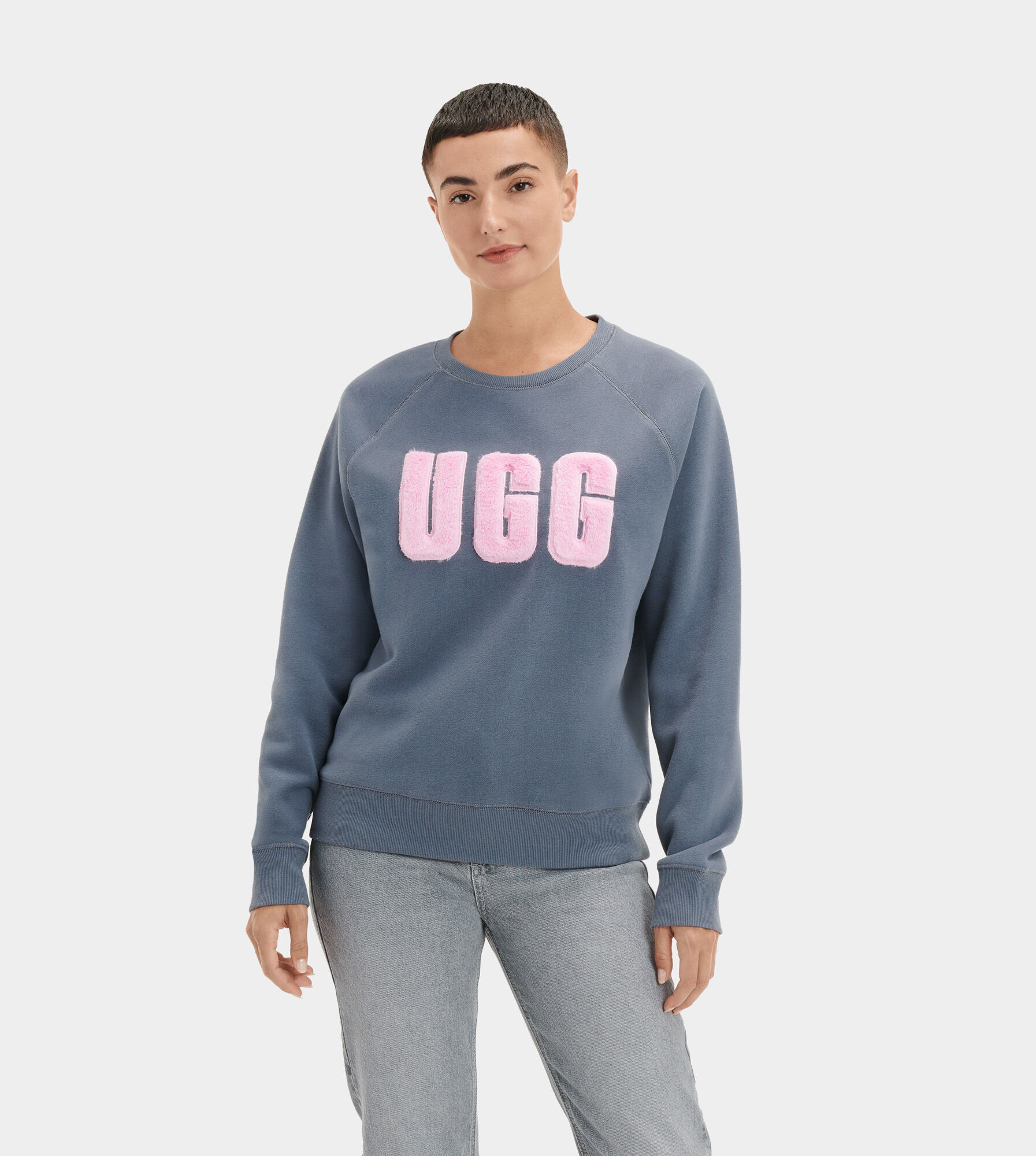 UGG (アグ) レディーストップ MADELINE FUZZY LOGO CREWNECK Cyclone/Lavender Breeze, S