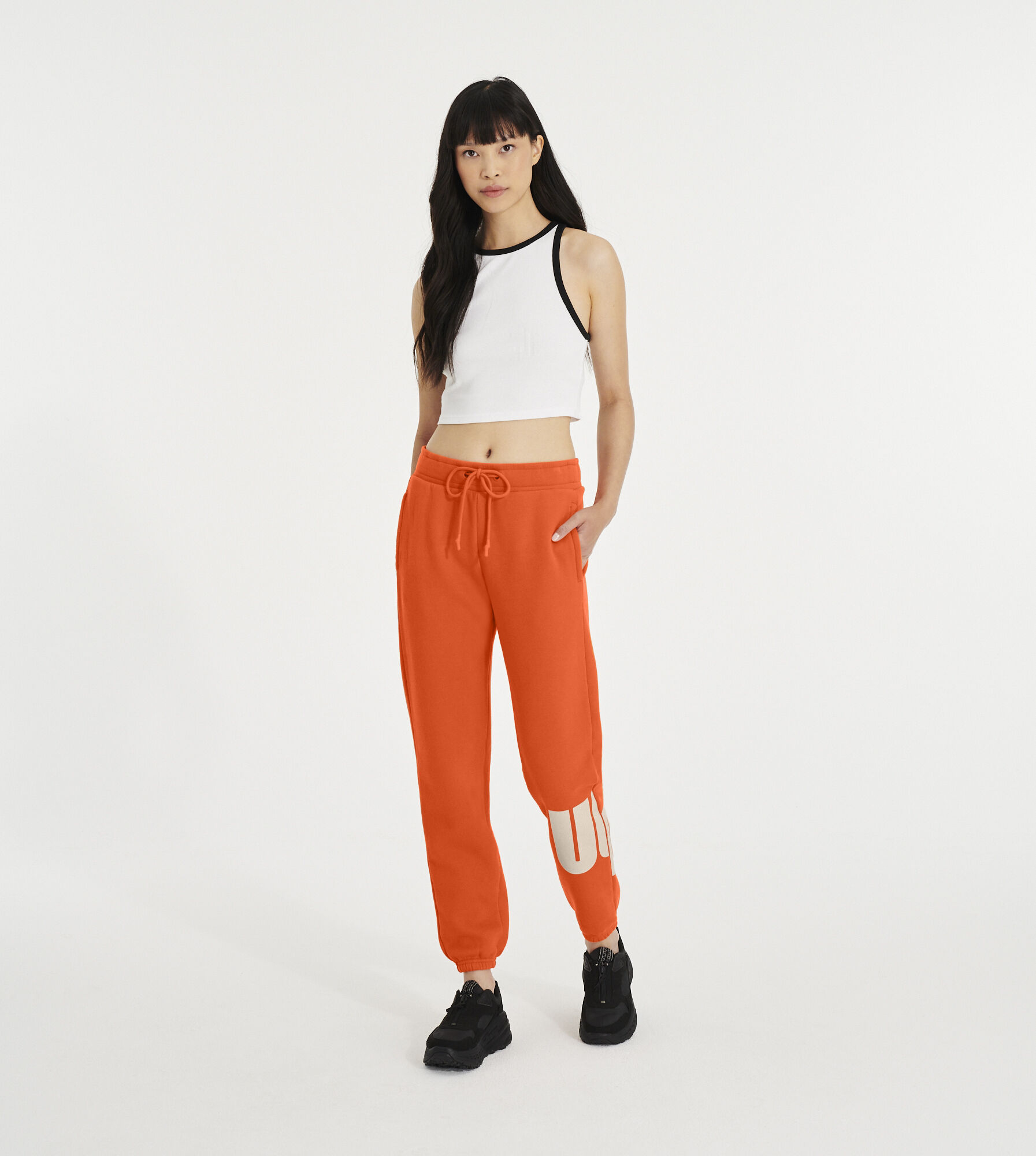 UGG (アグ) レディースボトムス DANIELLA SWEATPANT CHOPD Orange Soda, S