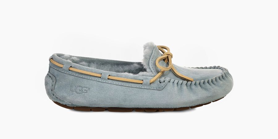 Ugg アグ のサイズ感とは ベストサイズを履きこなそう Unisize ユニサイズ Ugg アグ のサイズ感とは ベストサイズを履きこなそう Unisize ユニサイズ