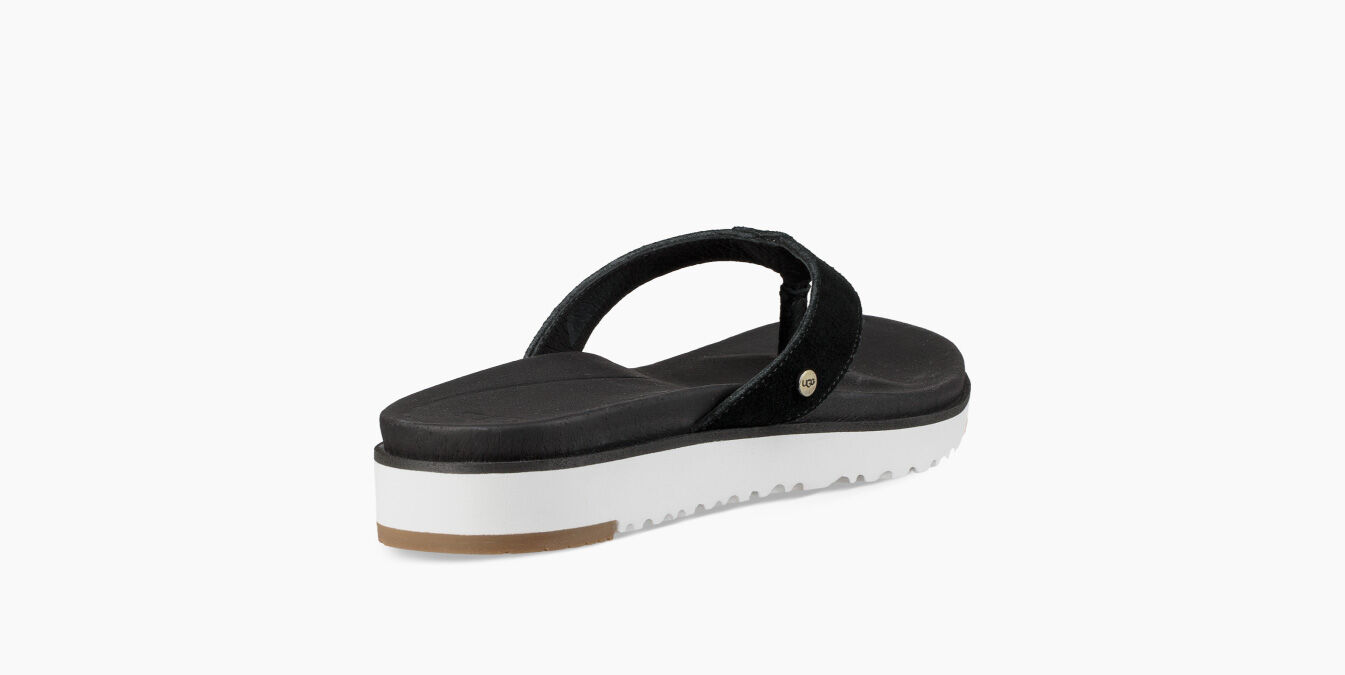 ugg lorrie flip flops