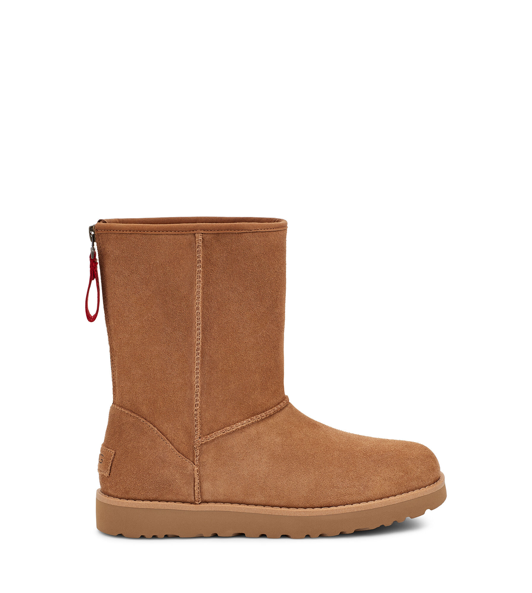 Ugg classic short 39 deals