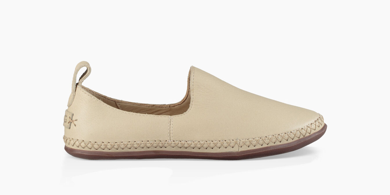 ugg delfina slipper