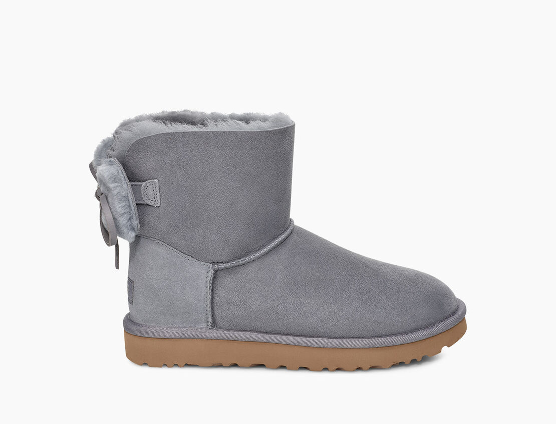 classic heritage bow ugg brown
