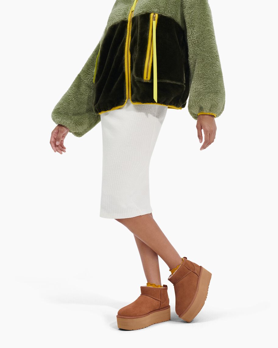 UGG® Classic Ultra Mini Platform Boot for Women | UGG® EU