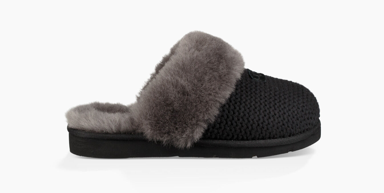 ugg cozy knit slippers size 8