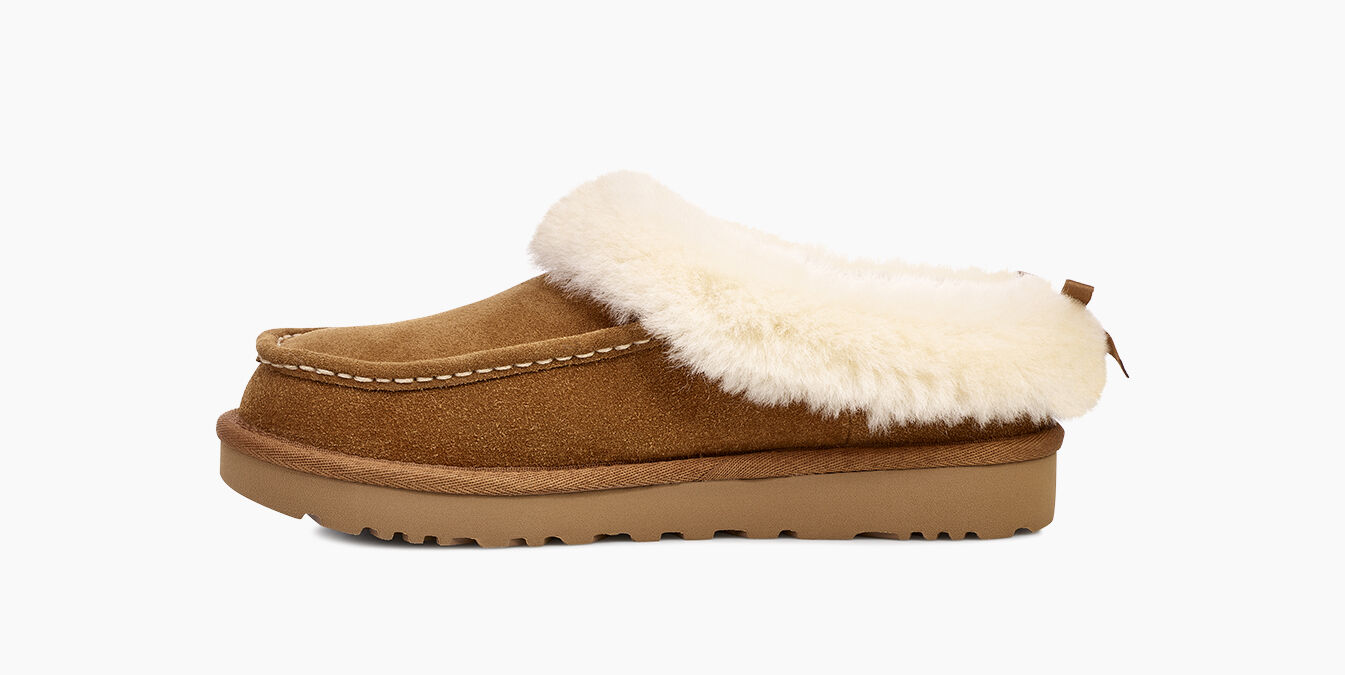 ugg store at the grove