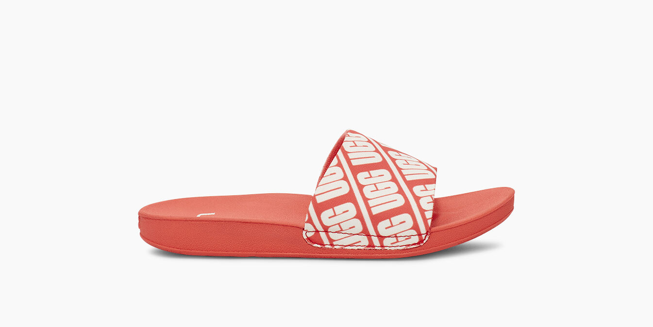 ugg beach slide