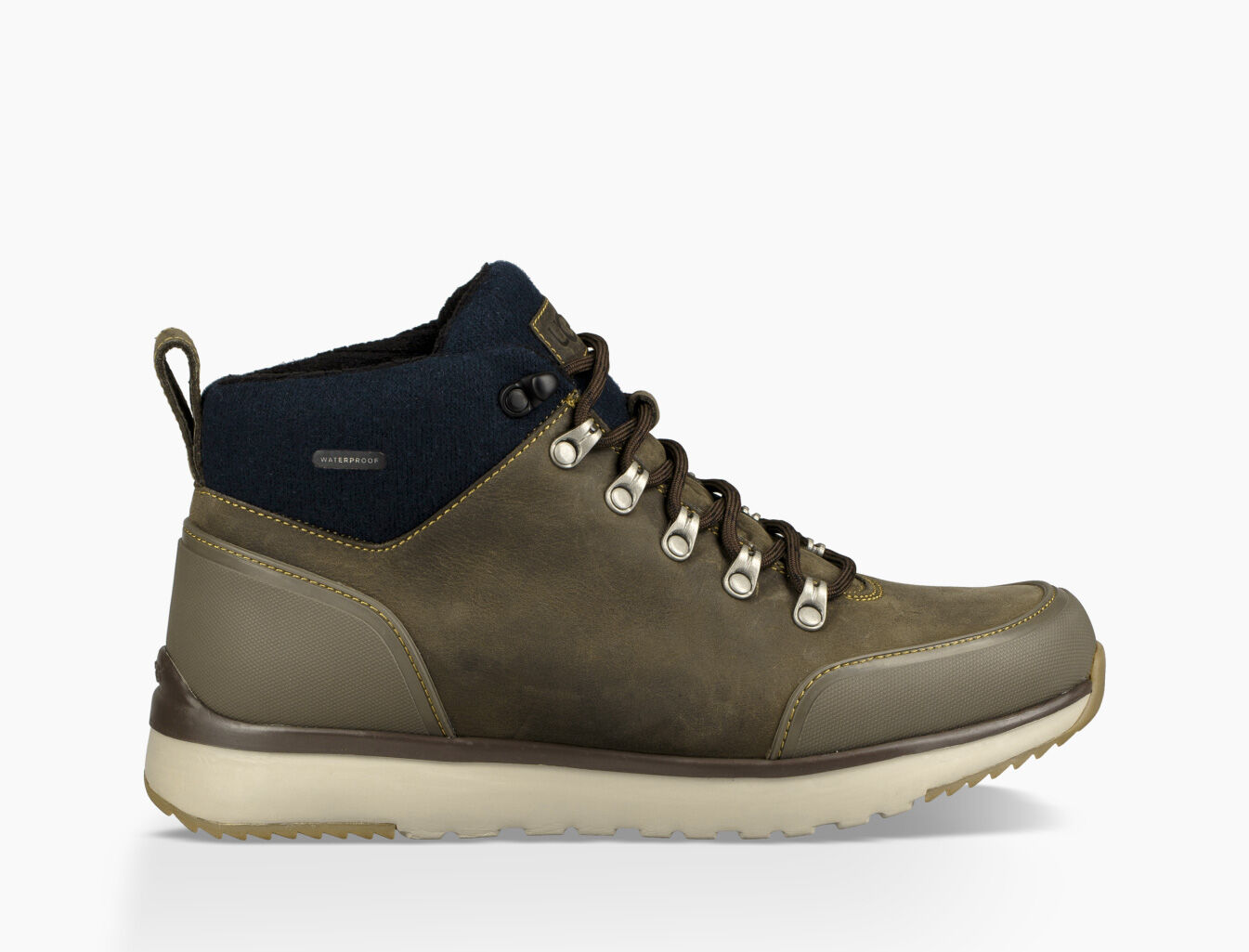 ugg olivert boot review