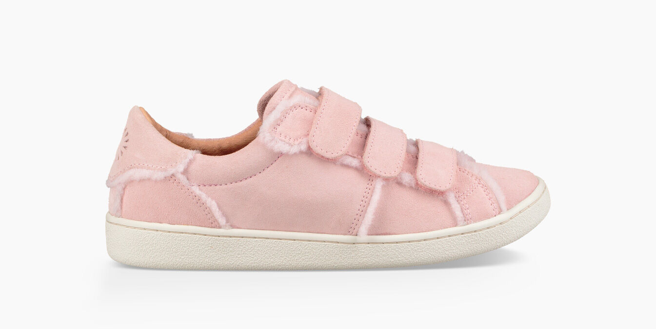 ugg alix spill seam sneaker