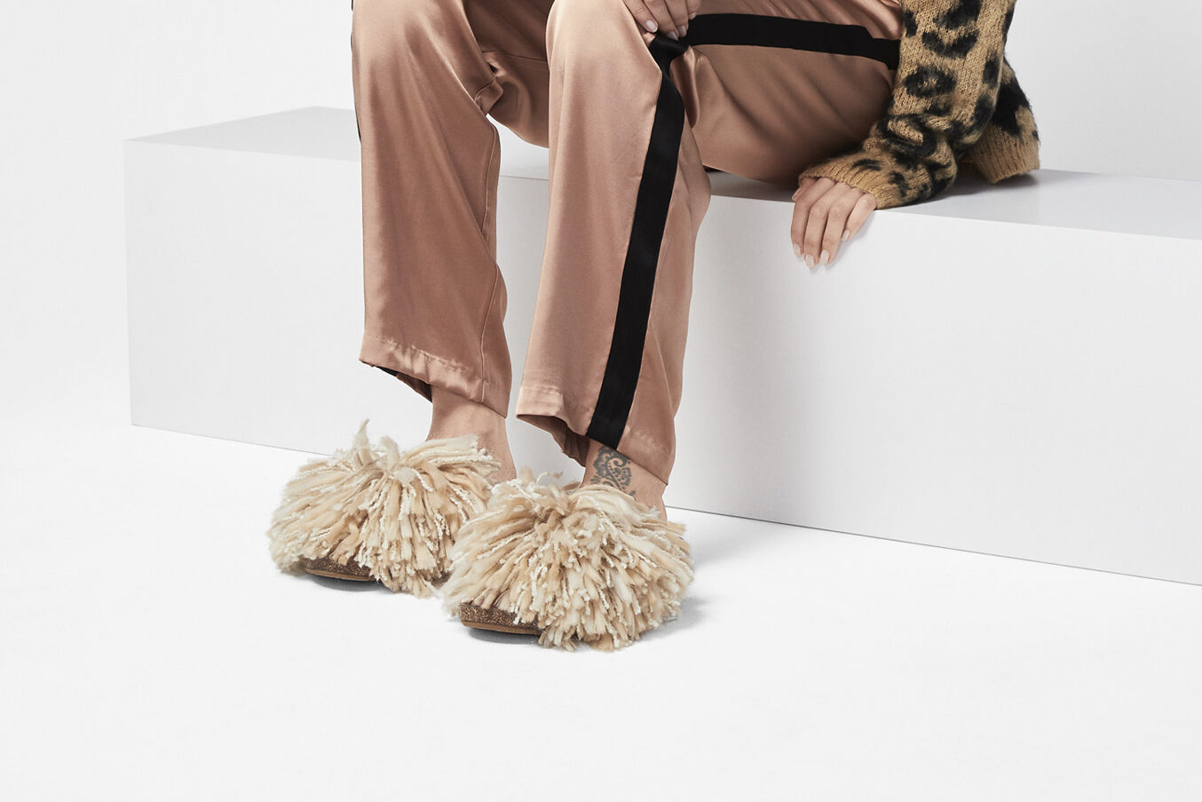 Cindi Sandal Ugg 2024 www.horepnicko.cz