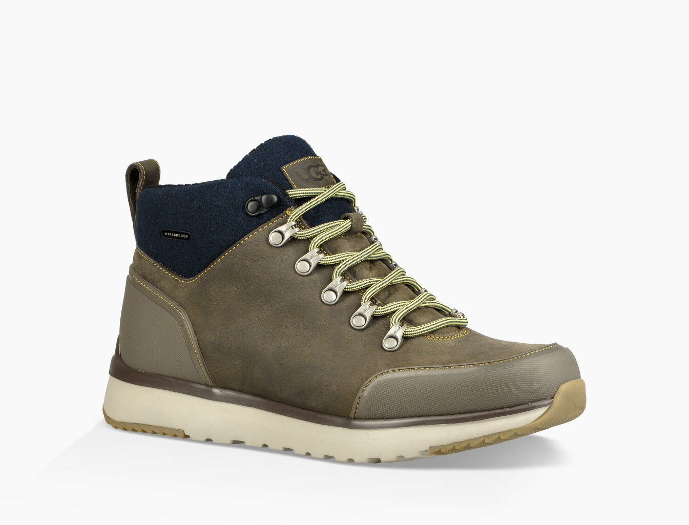 ugg olivert boot