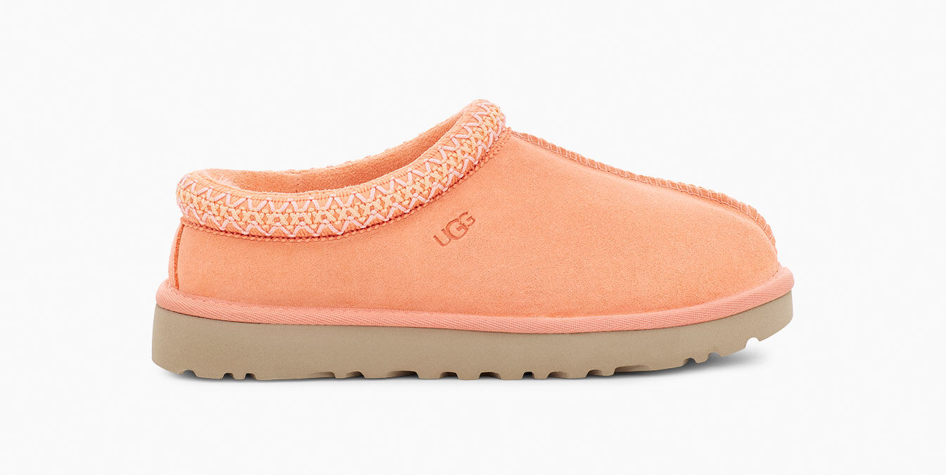 pink ugg tasman