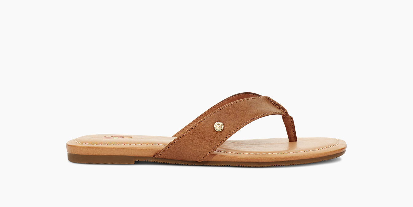 ugg flip flops womens