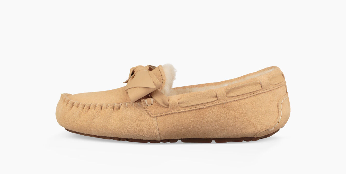 ugg women's dakota leather bow slipper