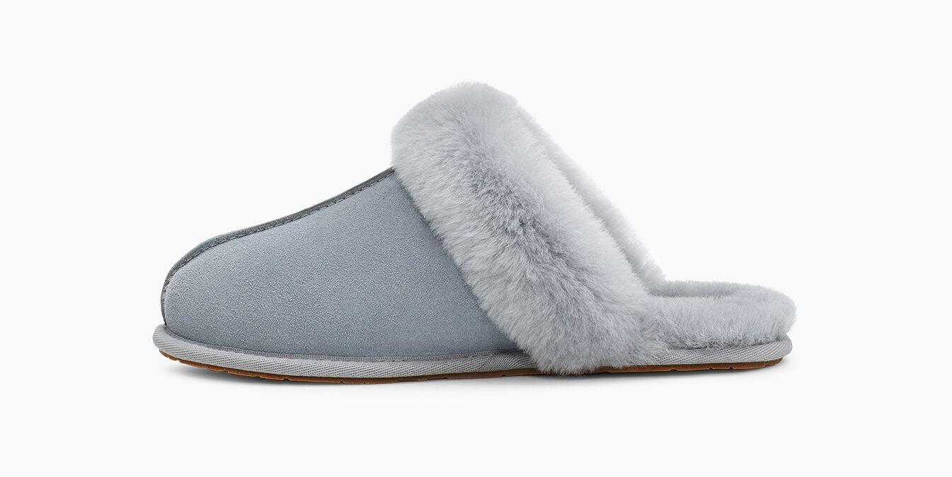 Ugg scuffette size 9 Clearance