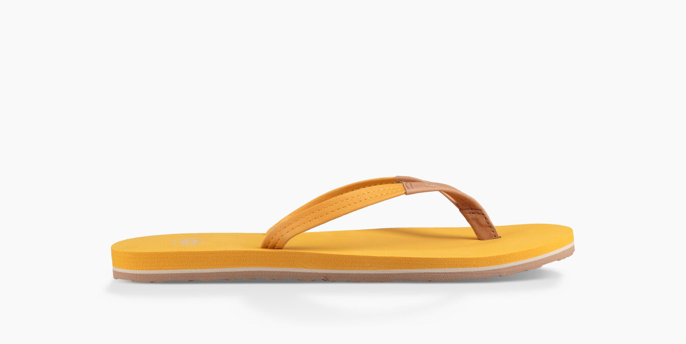 ugg magnolia flip flops