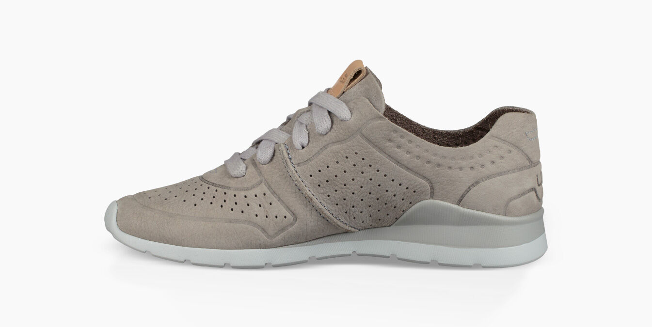 ugg tye trainers