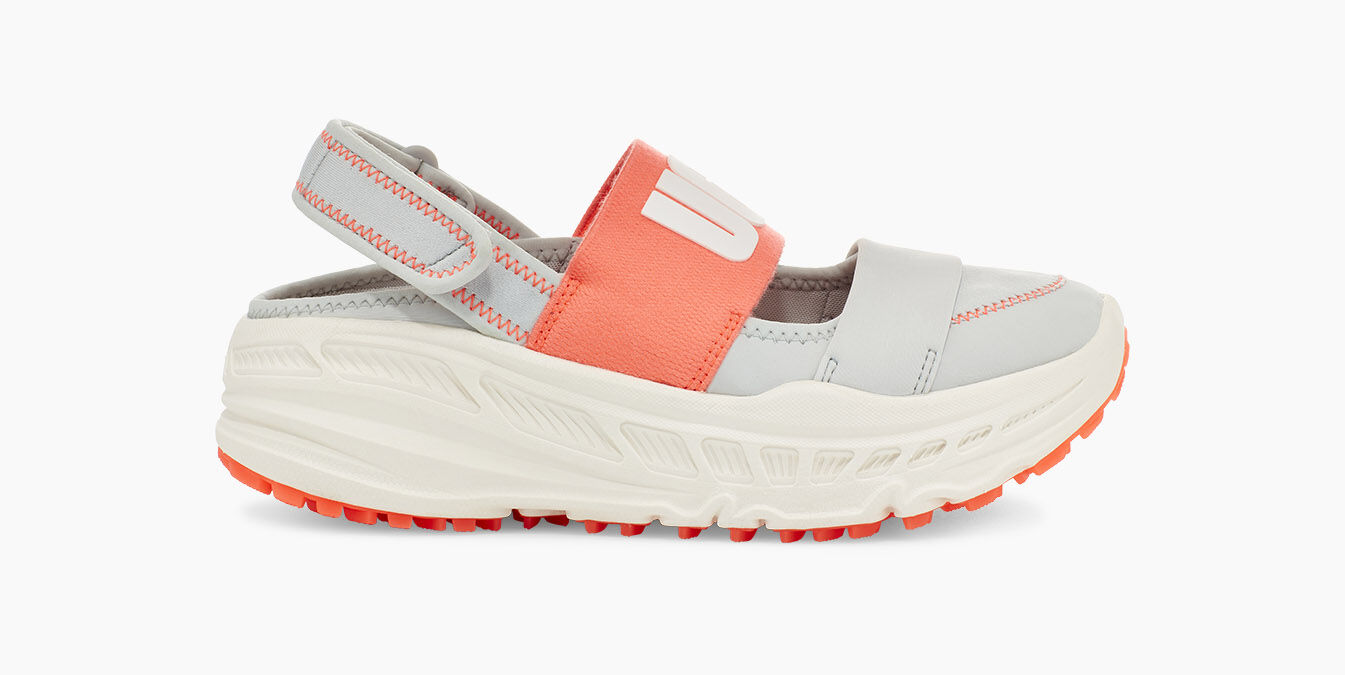 ugg runner trainers