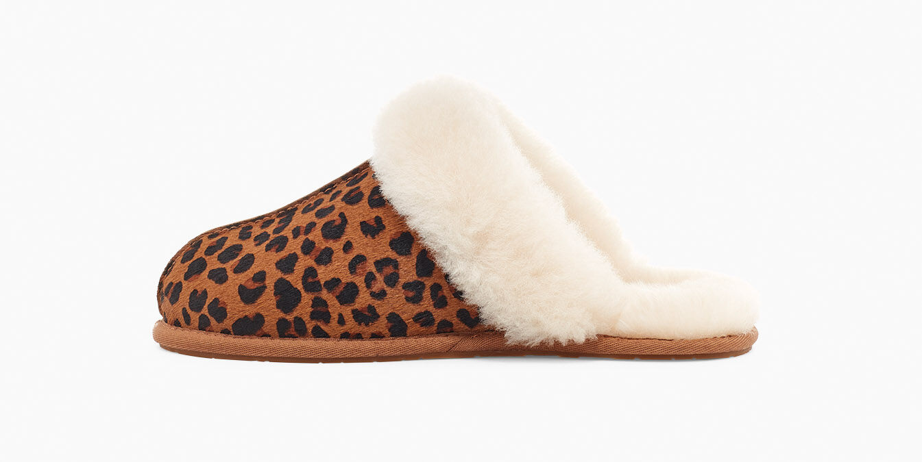 ugg scuffette slippers leopard