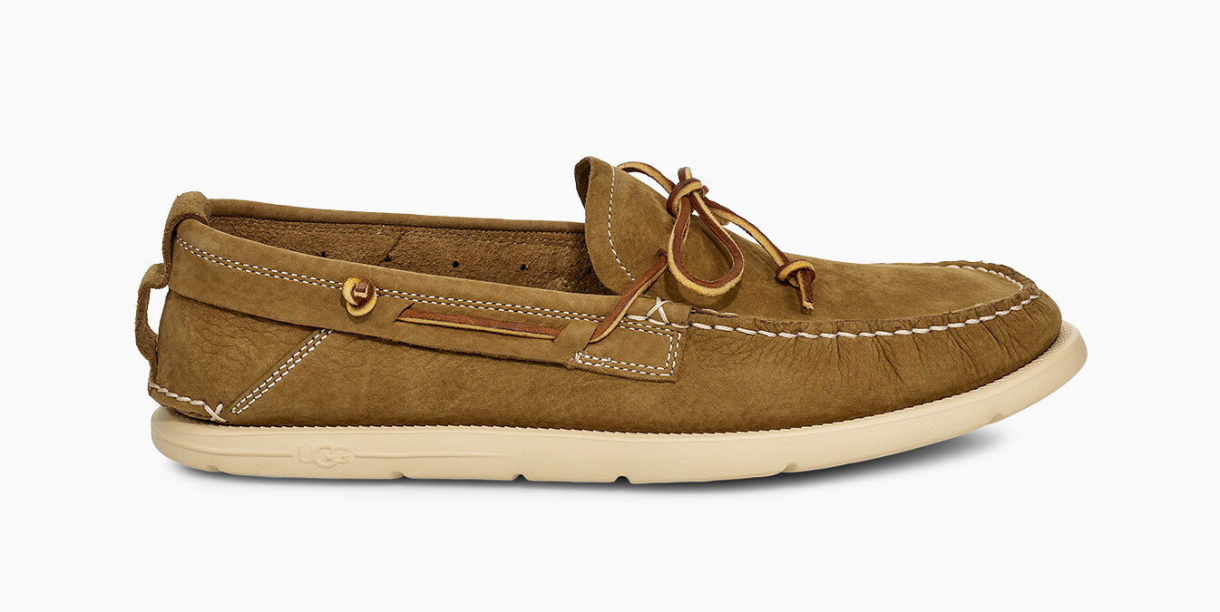 ugg beach moc