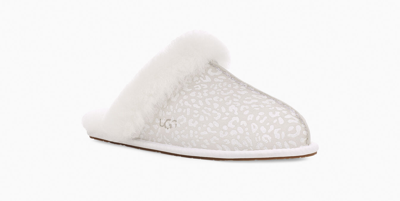 ugg leopard slippers