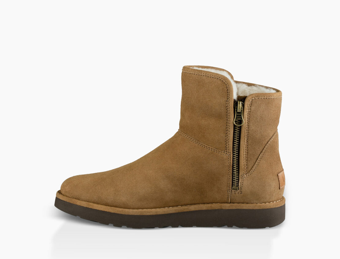 abree mini bootie