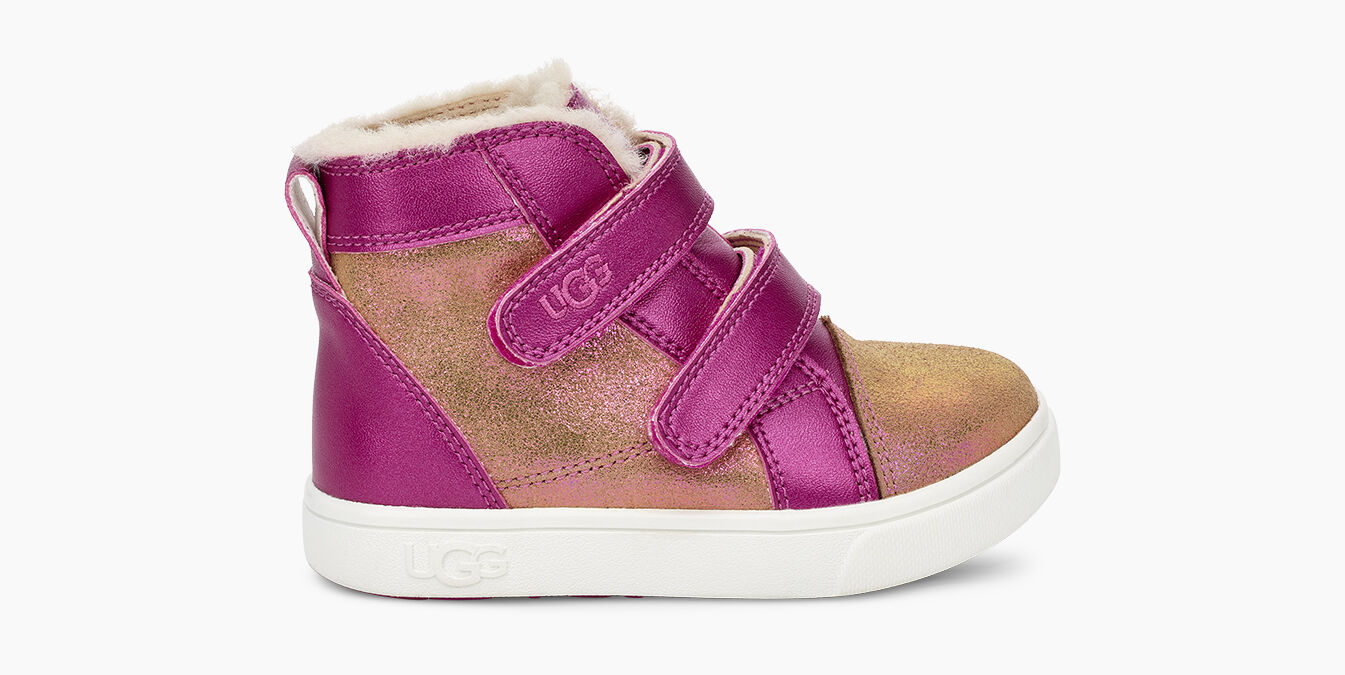 ugg trainers pink