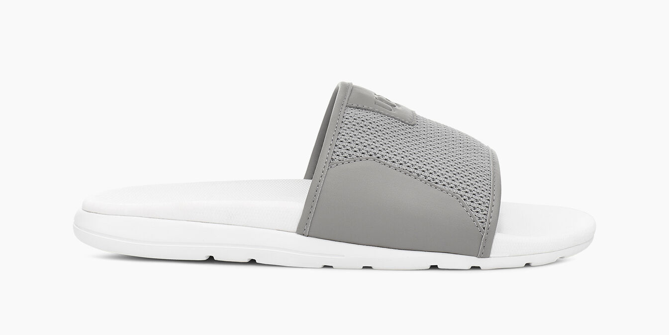 ugg xavier hyperweave