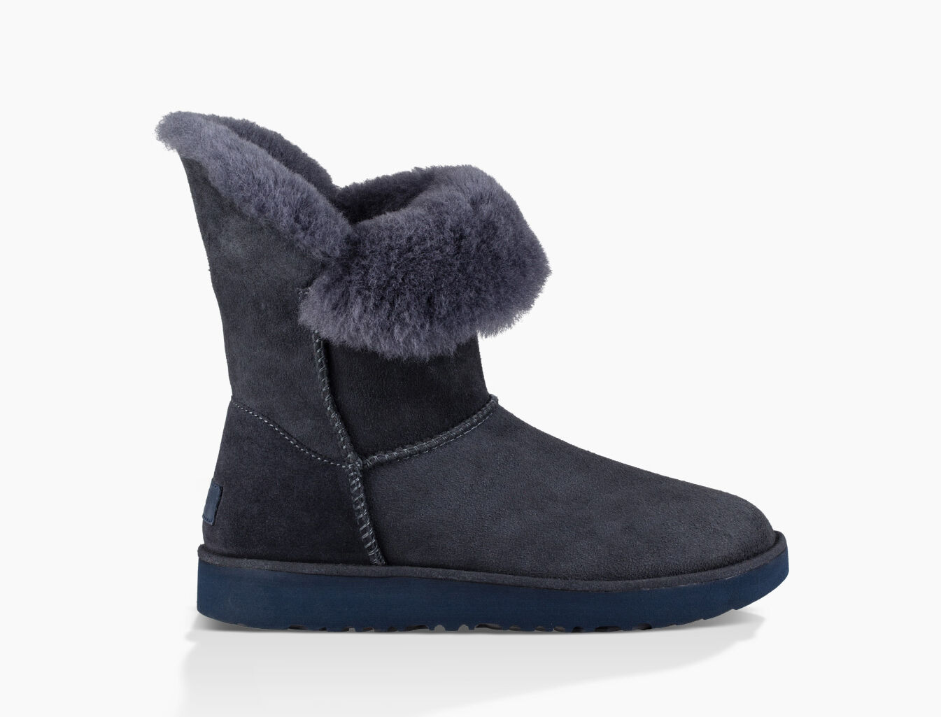 ugg classic cuff short boot