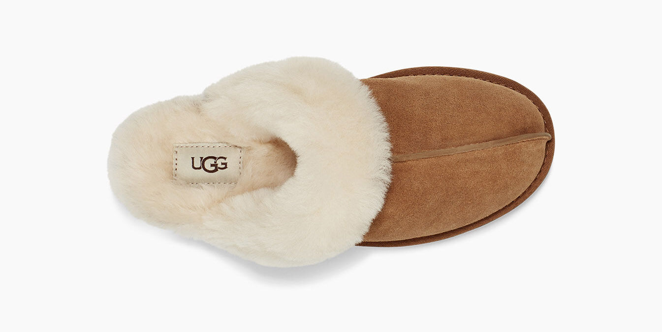 ugg scuffette size 6