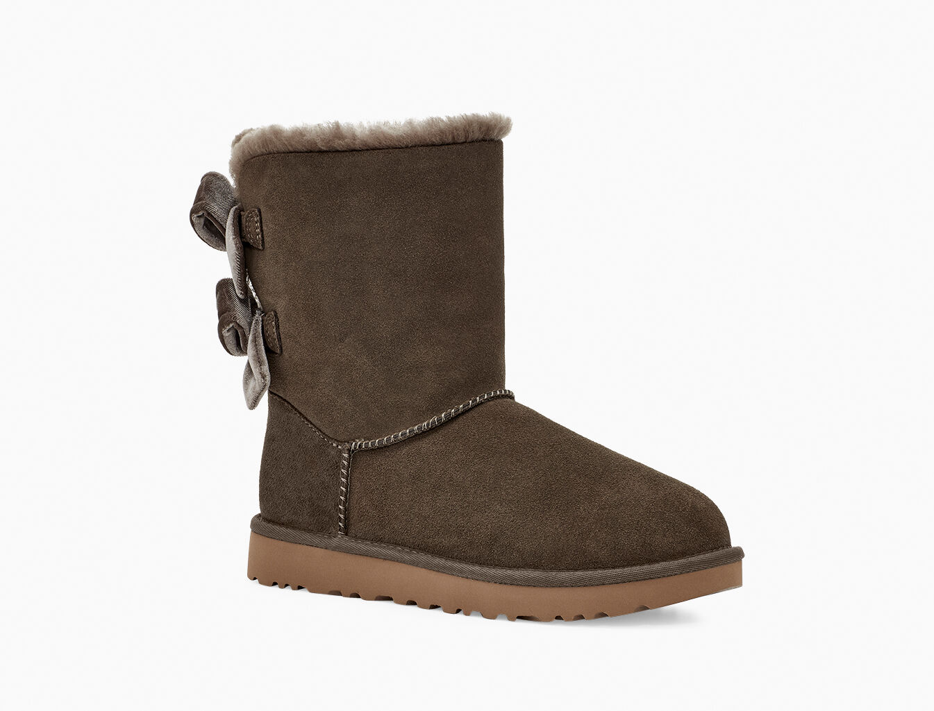 brown uggs with bows