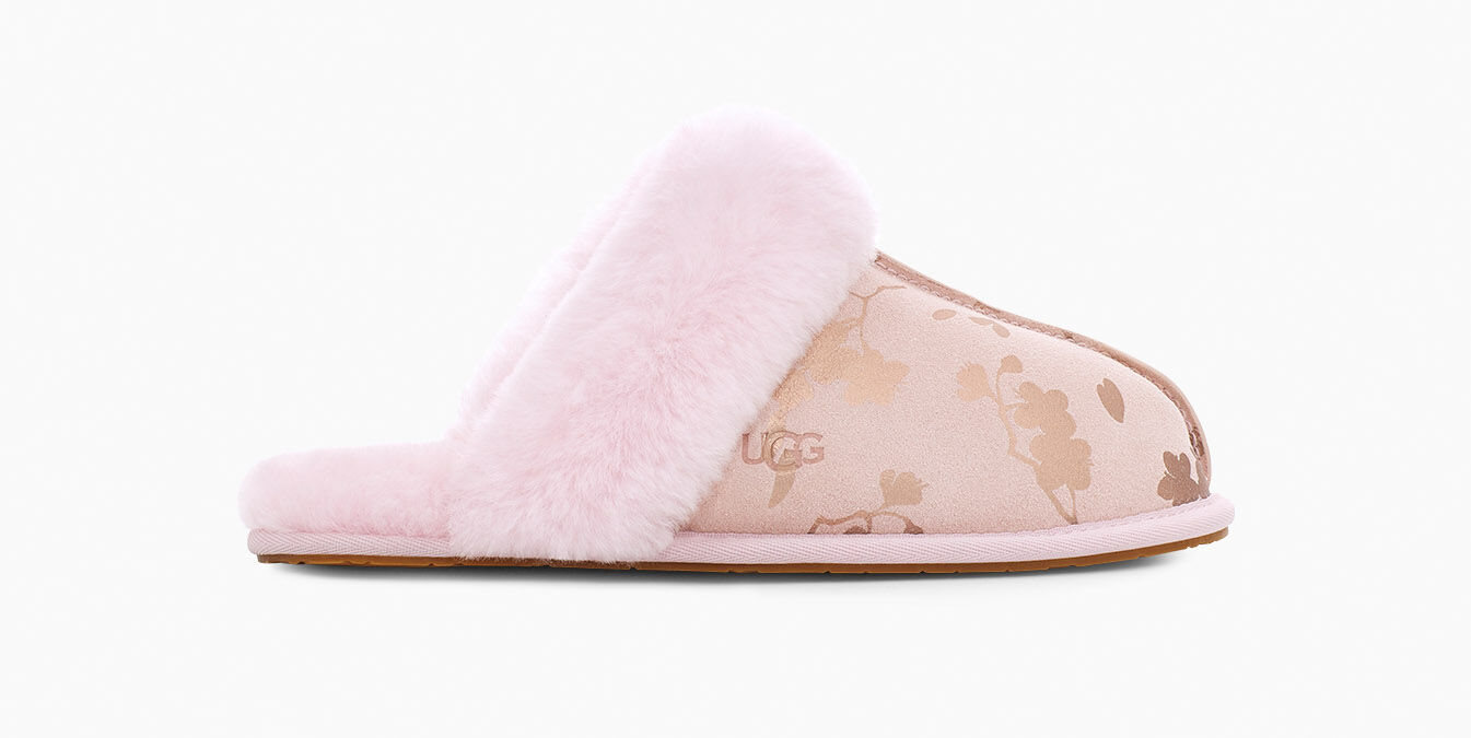 ugg scuffette foil slippers