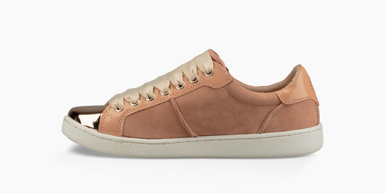 ugg evangeline sneaker
