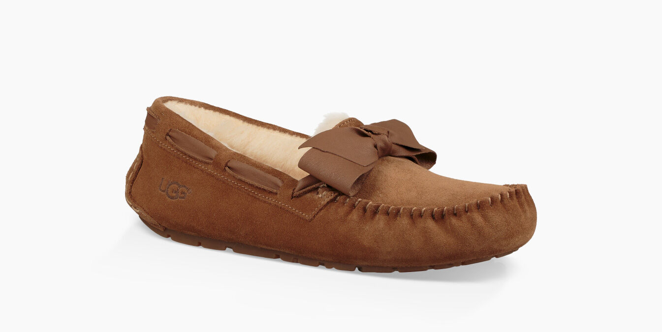 ugg dakota leather bow slipper