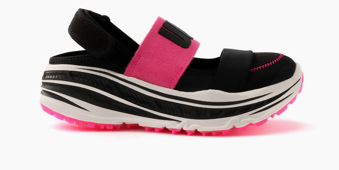 ugg runner sneakers