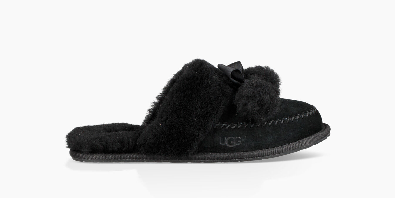 ugg slippers with pom poms