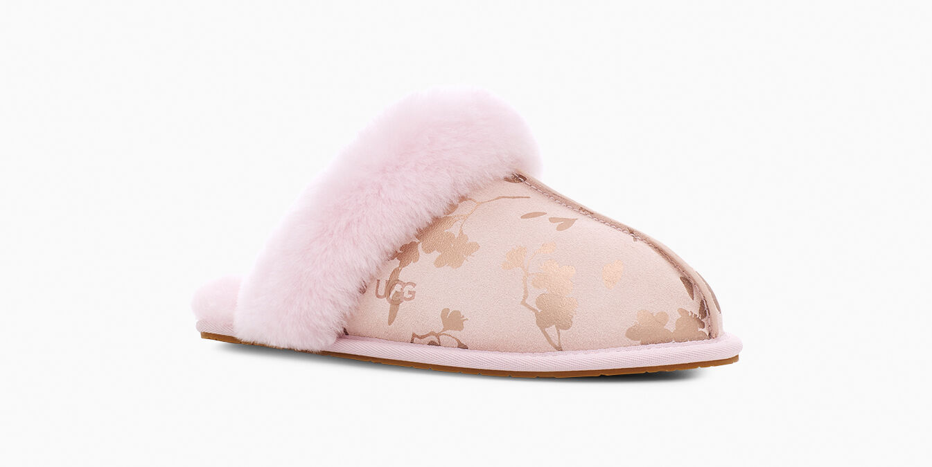 ugg scuffette foil slippers