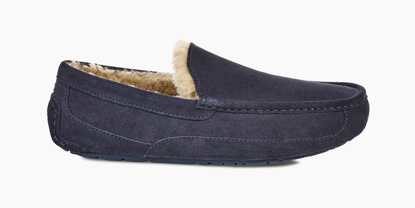 ugg ascot slipper size 11