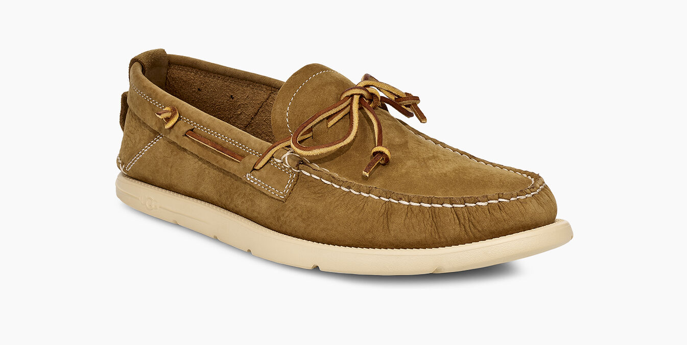 ugg beach moc chukka