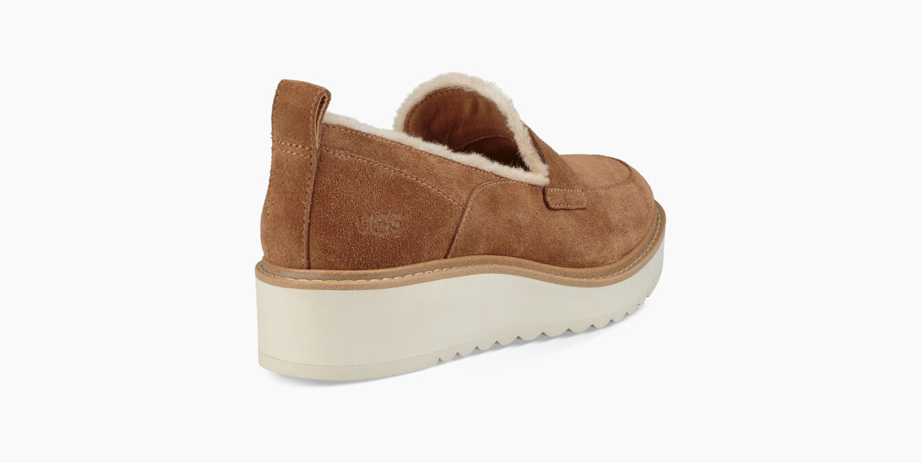 ugg atwater spill seam wedge loafer