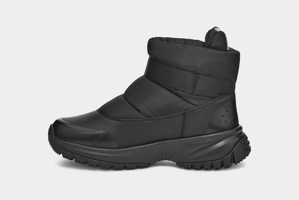 ugg yose fluff caribou