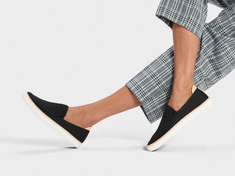 Ugg sammy black clearance