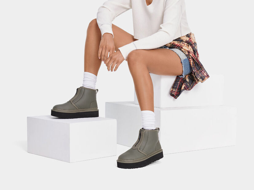 Neumel Platform Zip Slipper UGG®