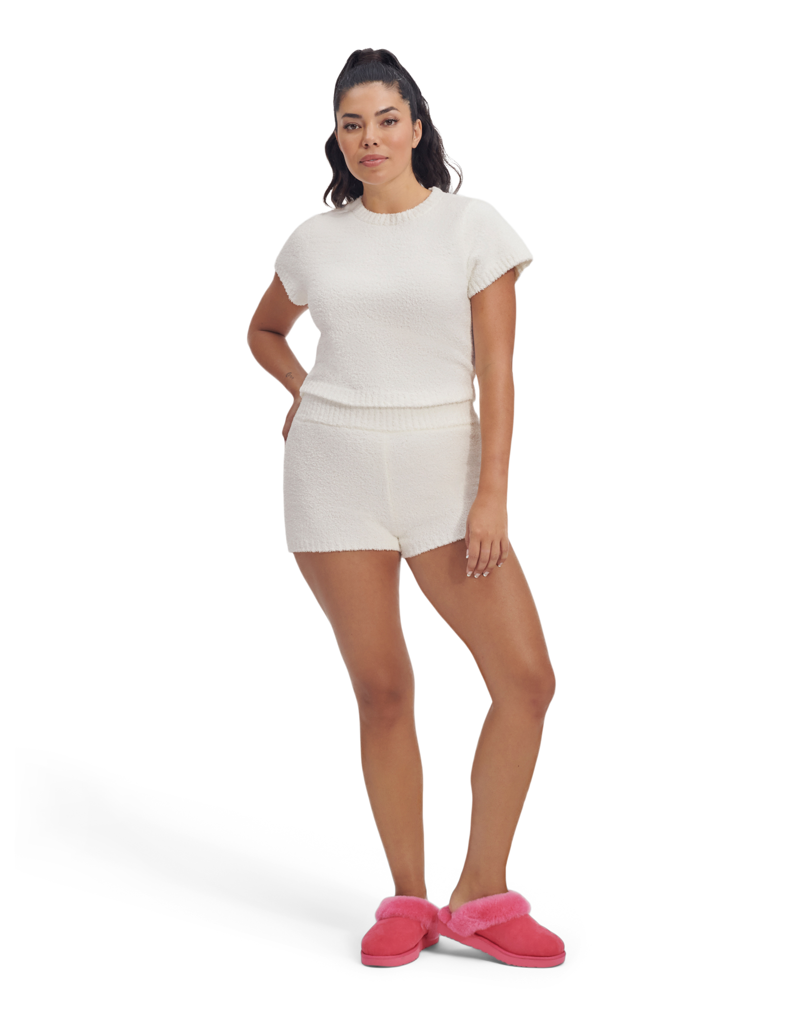 UGG Short Finola pour Femme in Cream, Taille XS product