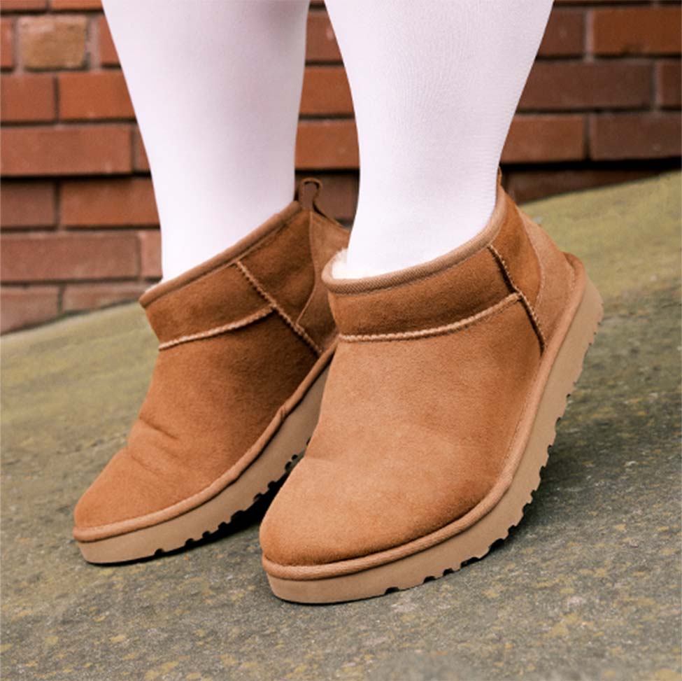 ugg mini 39