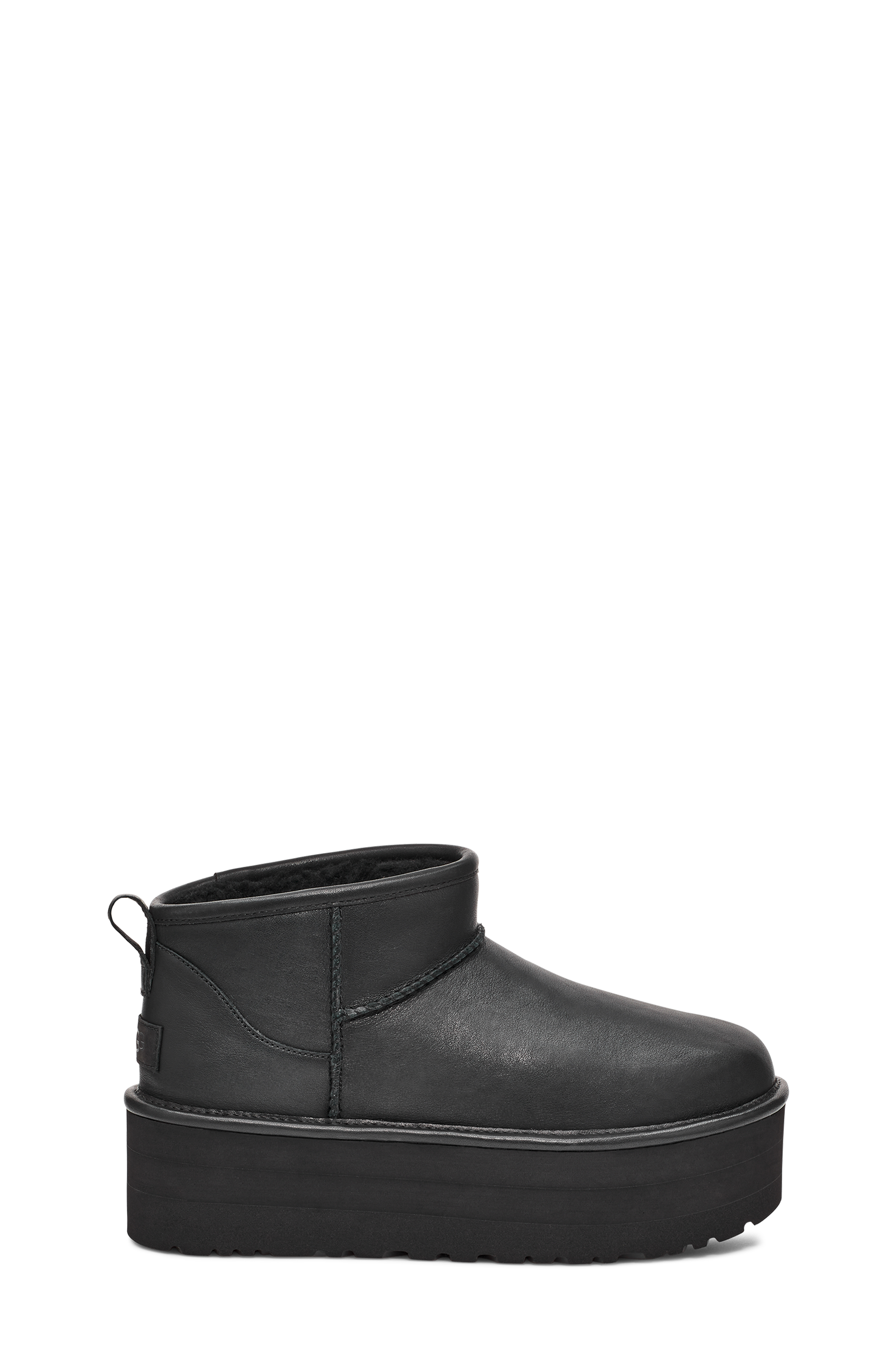 UGG Botte Classic Ultra Mini à plateau pour Femme in Black, Taille 42, Cuir