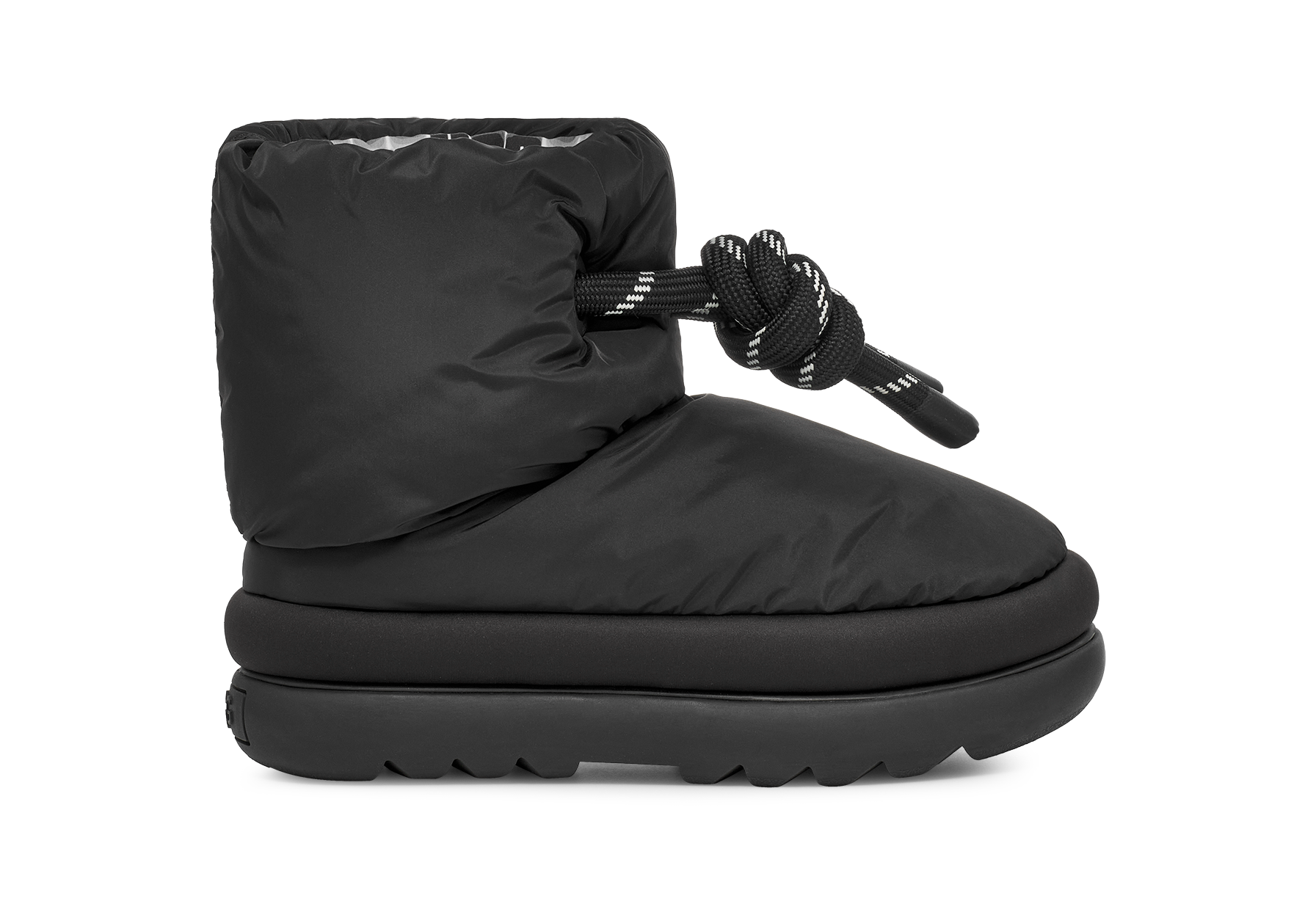 Classic Maxi Short Boot UGG