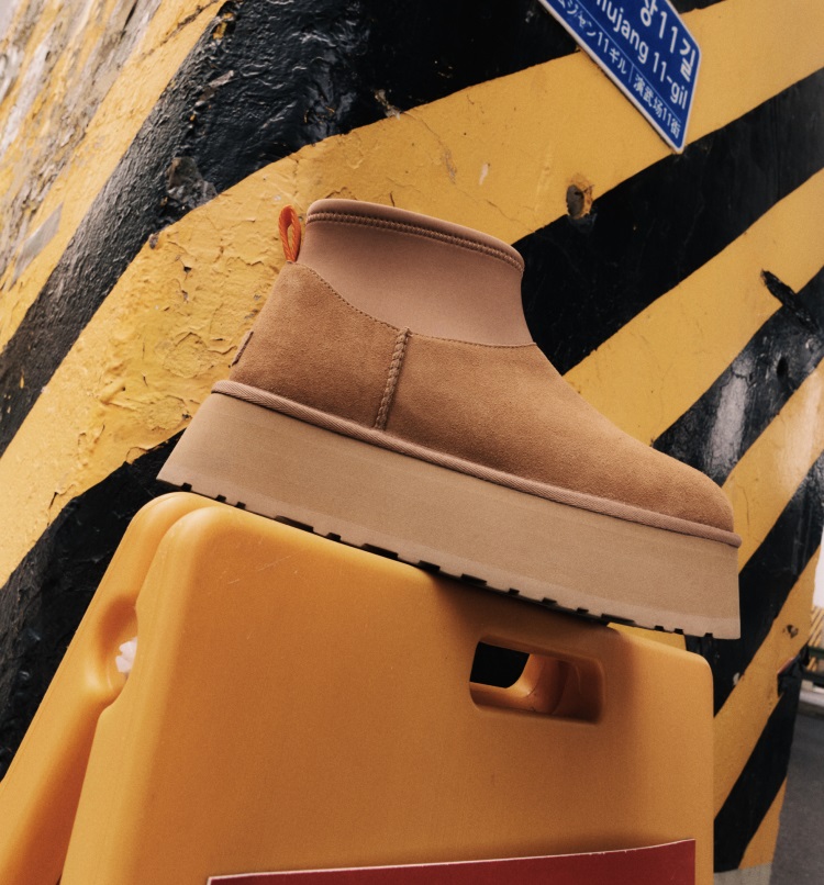 UGG Classic Mini Dipper Boot for Women | UGG® UK