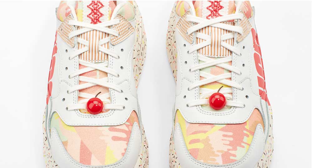 Close-up of top of CA805 x Sundae.